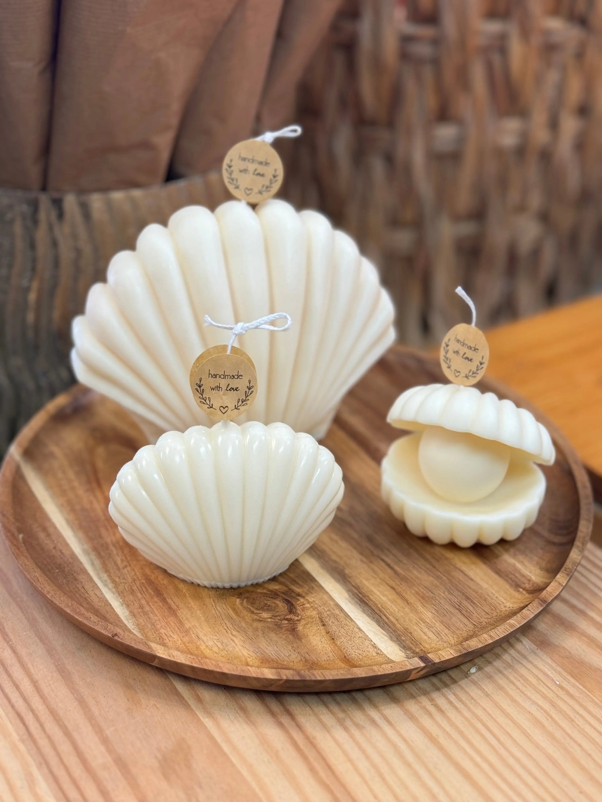 Shell Candle Set of 3 with Wooden Tray | Handmade Soy Wax Candles buy online Luxury Flowers Miami
