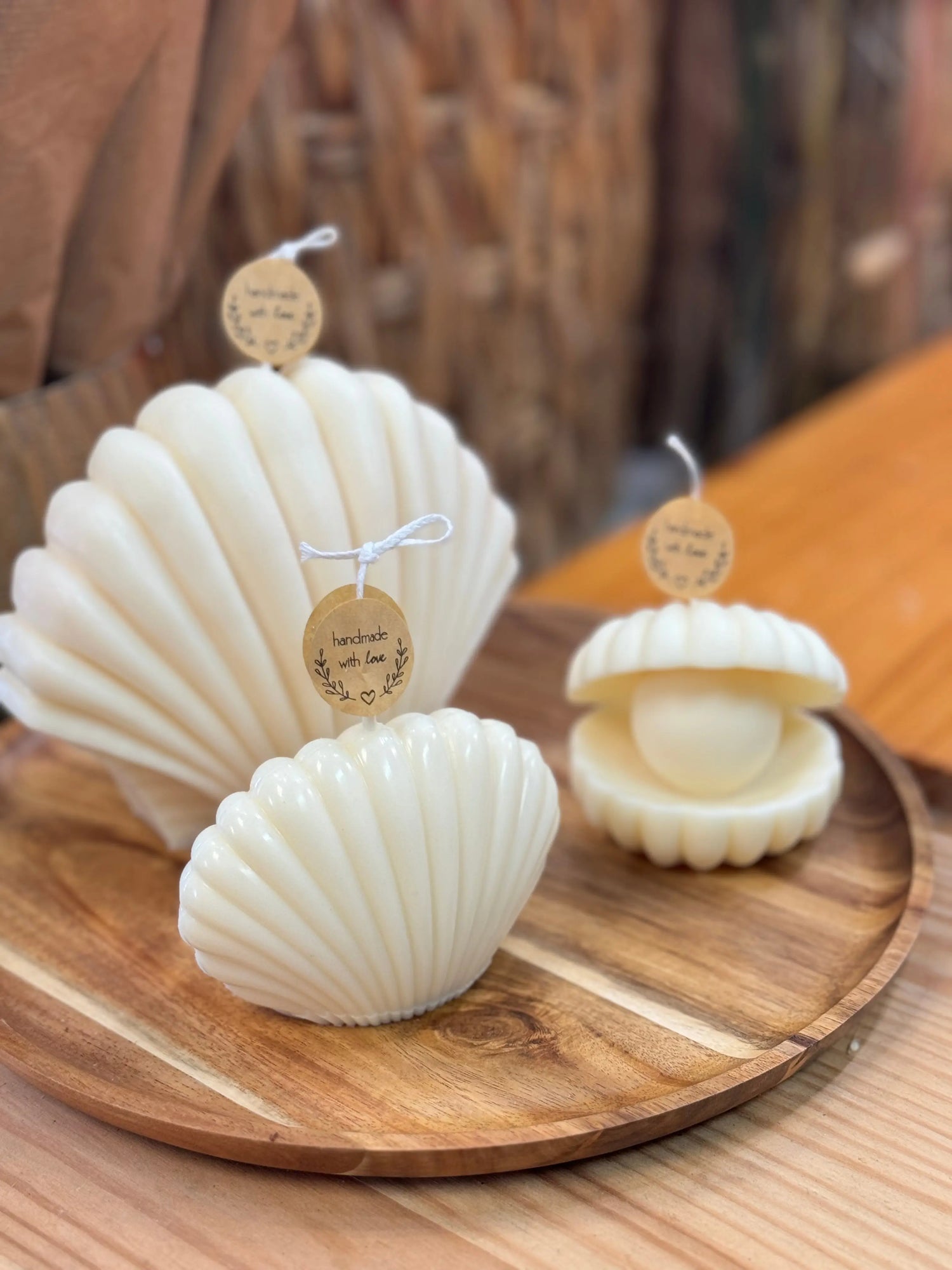 Shell Candle Set of 3 with Wooden Tray | Handmade Soy Wax Candles buy online Luxury Flowers Miami