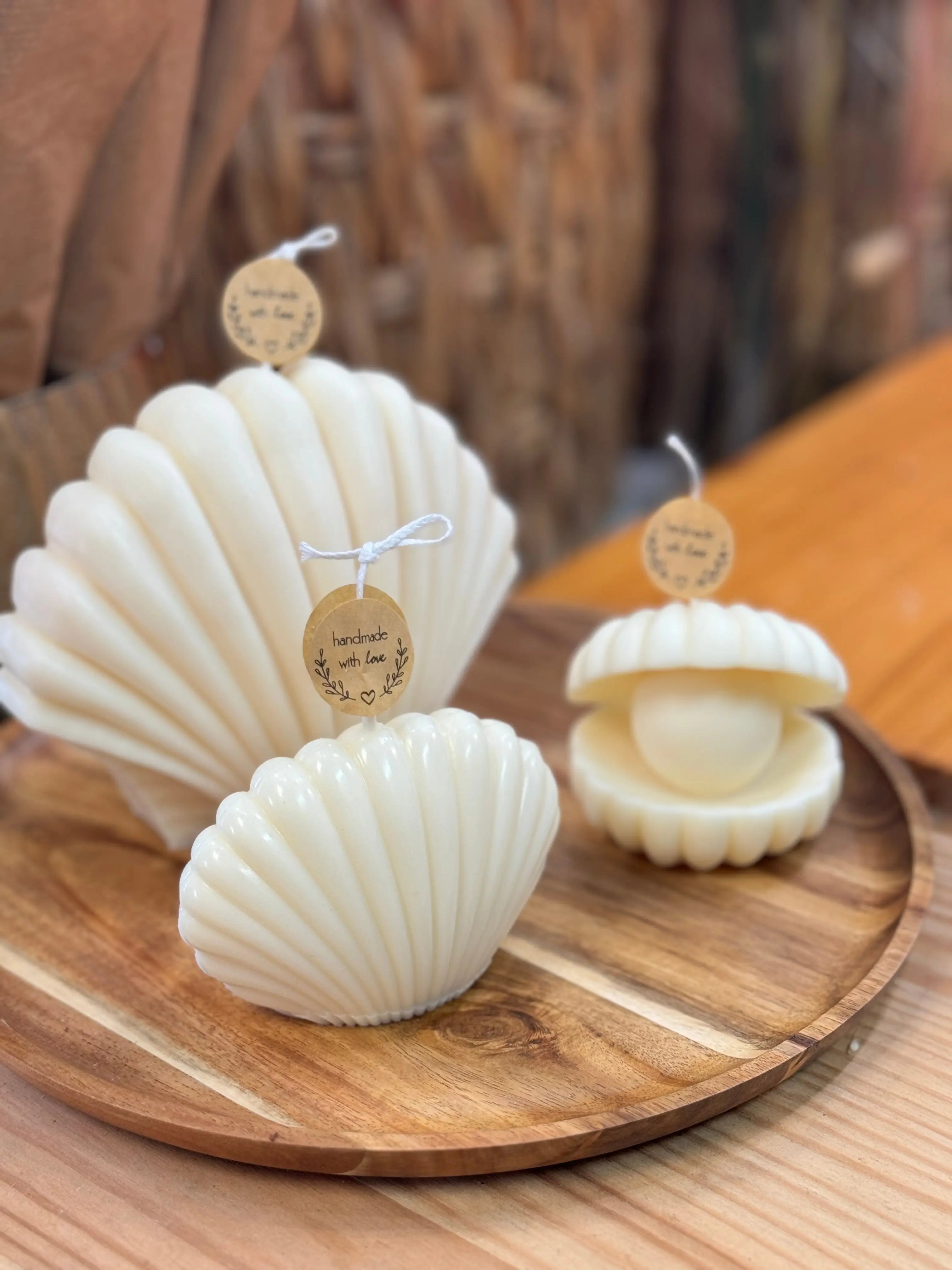 Shell Candle Set of 3 with Wooden Tray | Handmade Soy Wax Candles buy online Luxury Flowers Miami