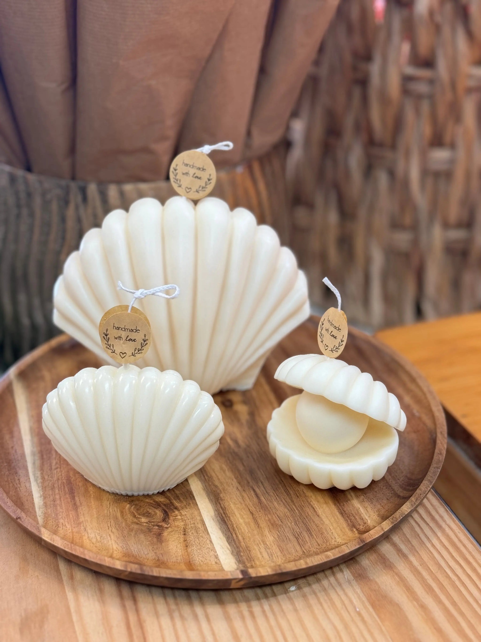 Shell Candle Set of 3 with Wooden Tray | Handmade Soy Wax Candles buy online Luxury Flowers Miami