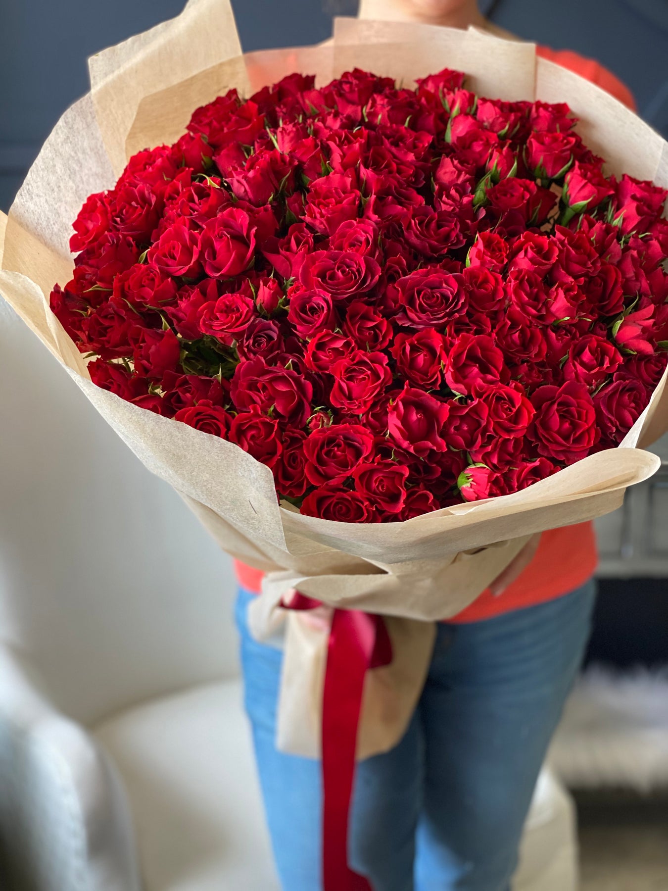 50 Mini Spray Roses Bouquet | Garden Roses Arrangement buy online Luxury Flowers Miami