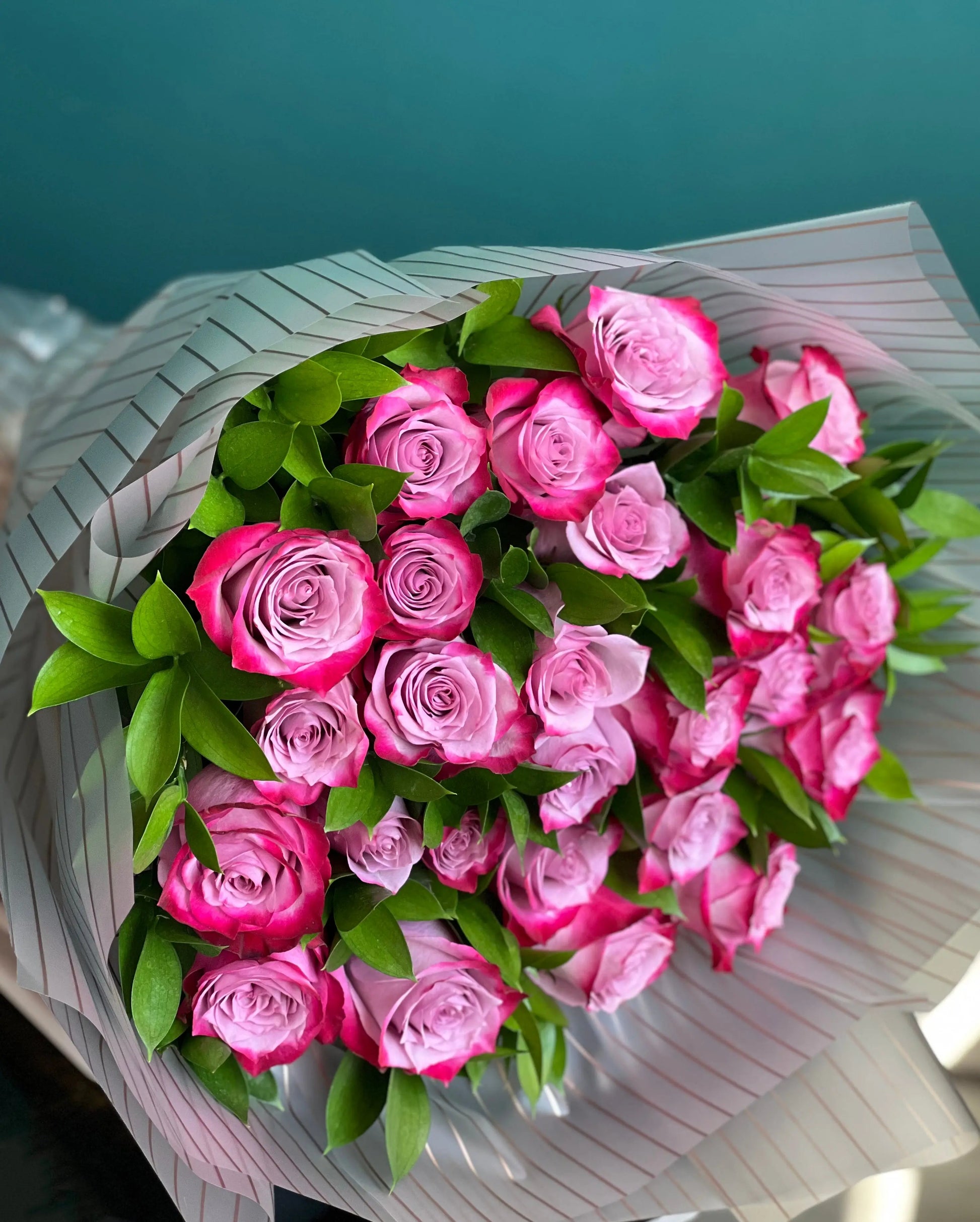 Deep Purple Roses Miami | Luxury Floral Arrangement buy online Luxury Flowers Miami