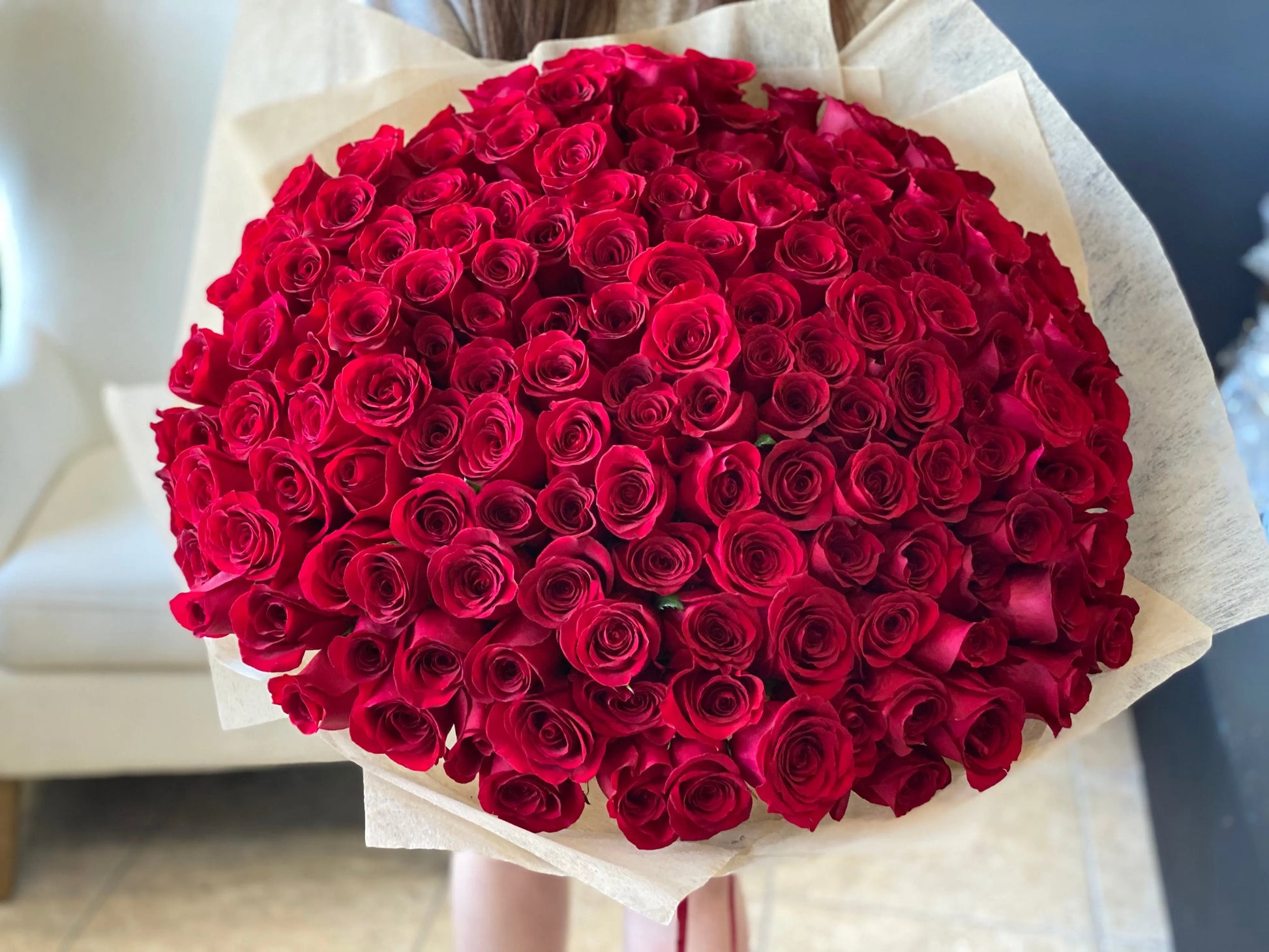 100 Red Roses Bouquet | Luxury Flower Delivery Miami buy online Luxury Flowers Miami