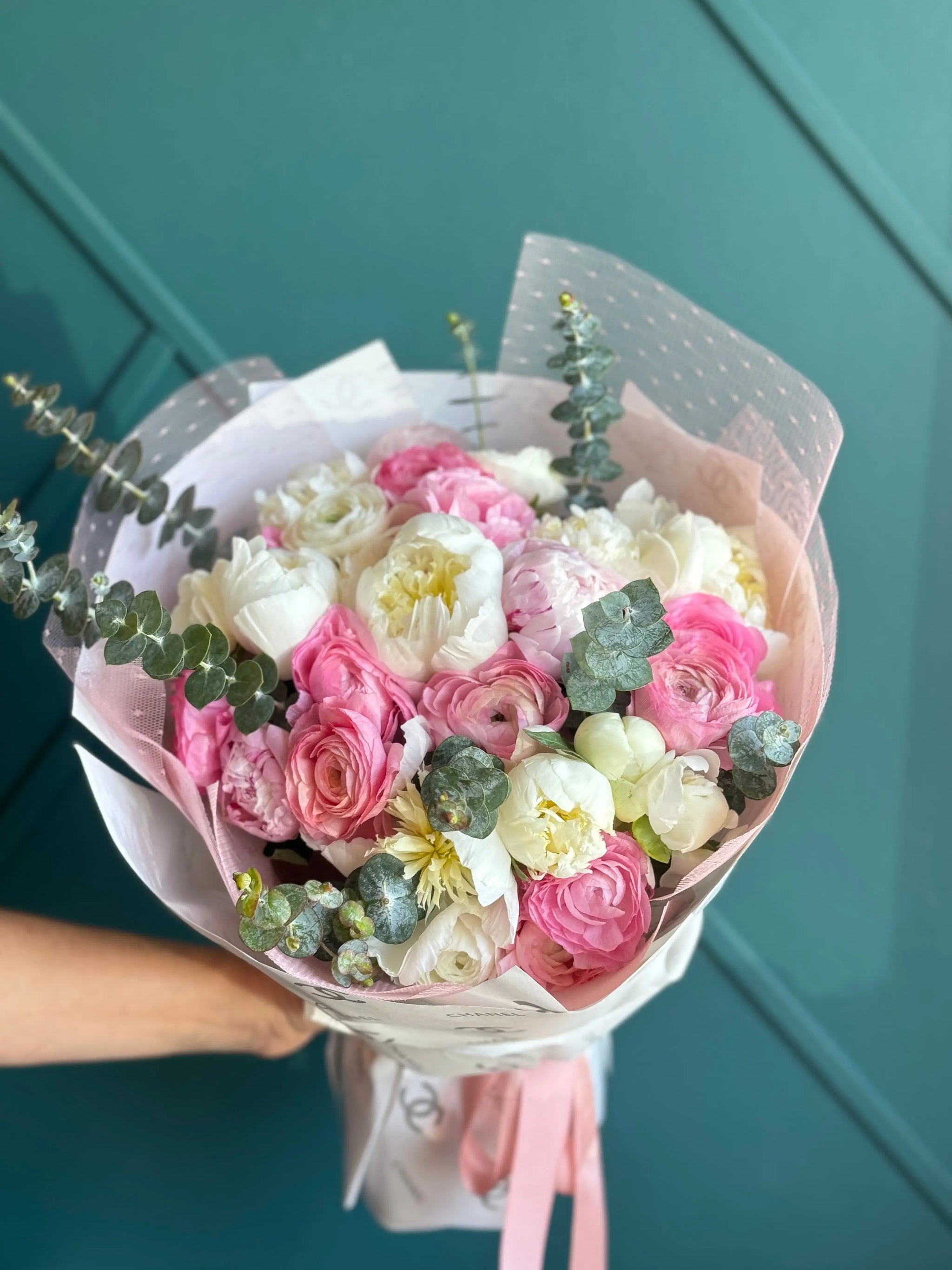 luxury peonies bouquet miami