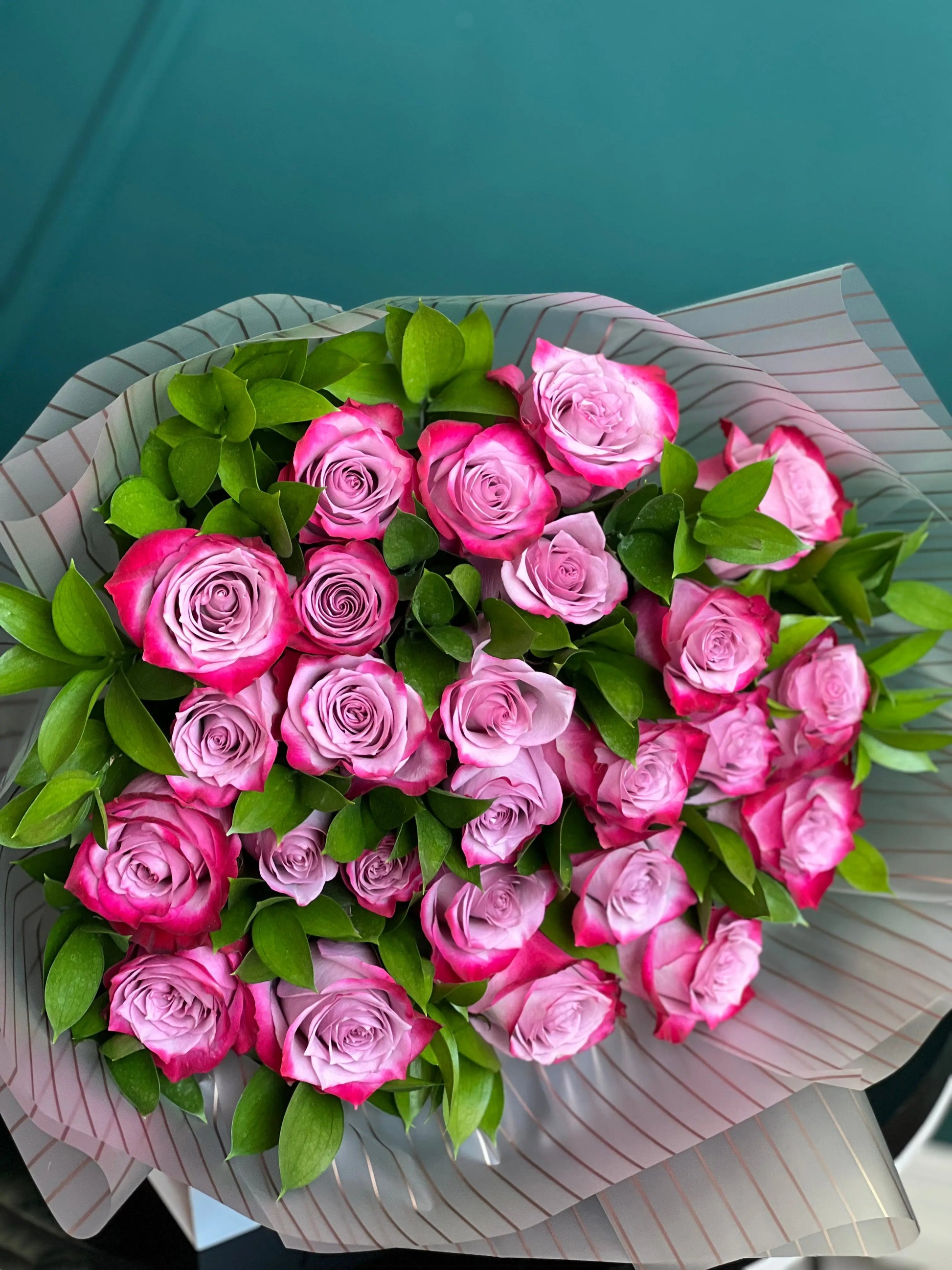 Deep Purple Roses Miami | Luxury Floral Arrangement buy online Luxury Flowers Miami