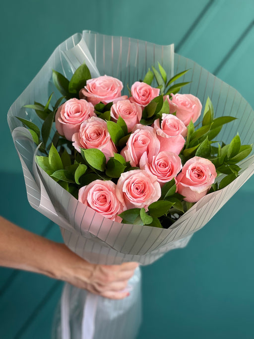 Premium Dozen Pink Roses | Luxury Flowers Miami buy online Luxury Flowers Miami