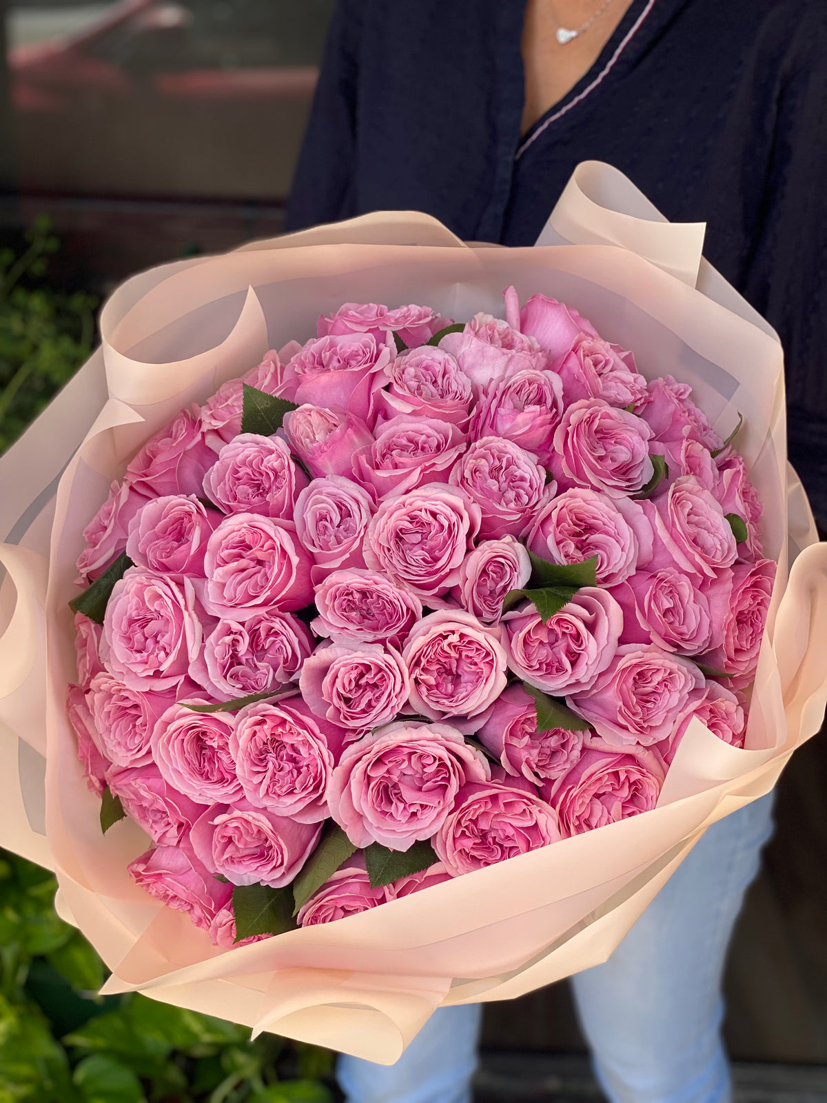 Large pink garden roses bouquet by Luxury Flowers Miami