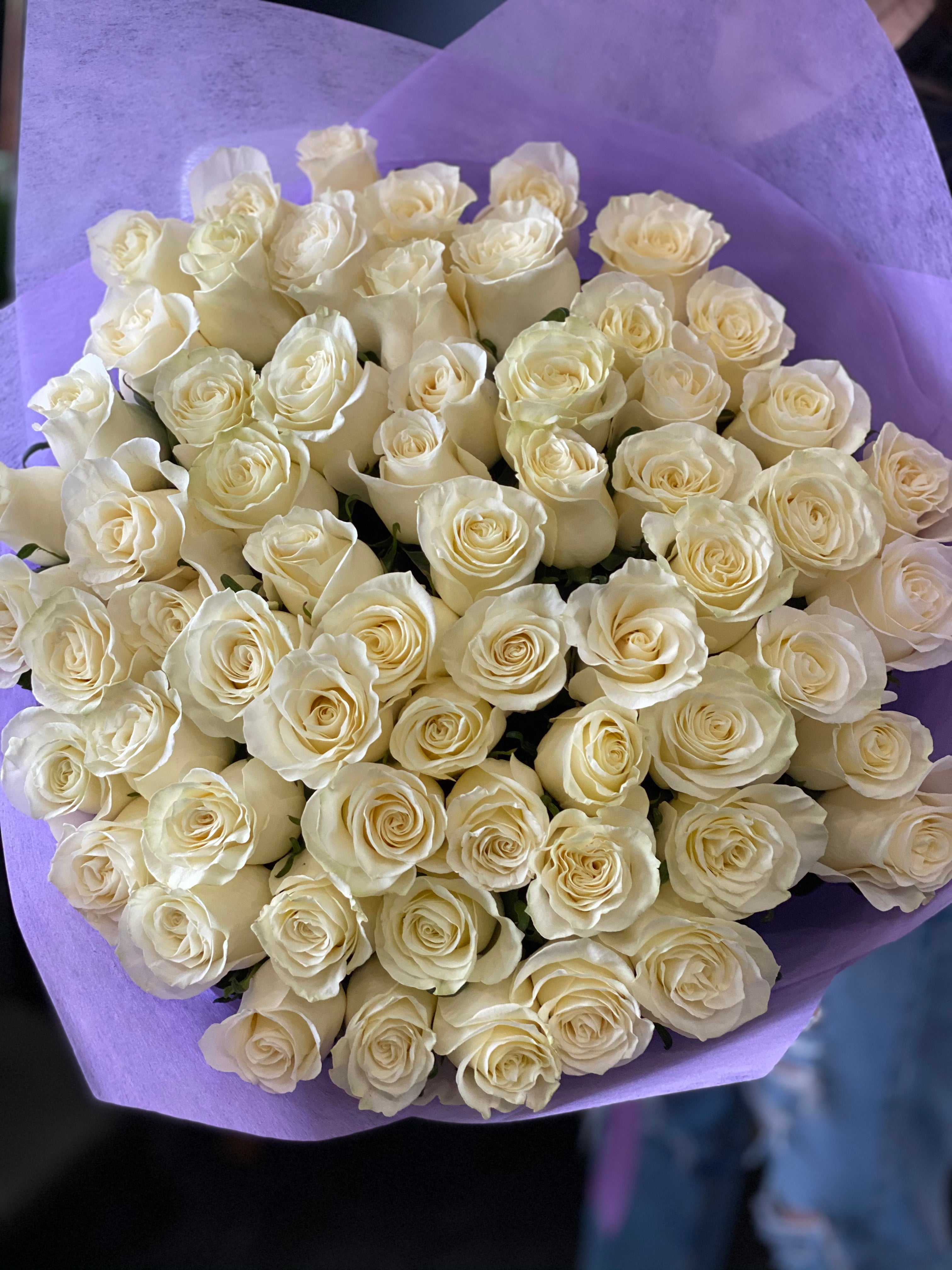 Large white long stem rose bouquet Miami Beach