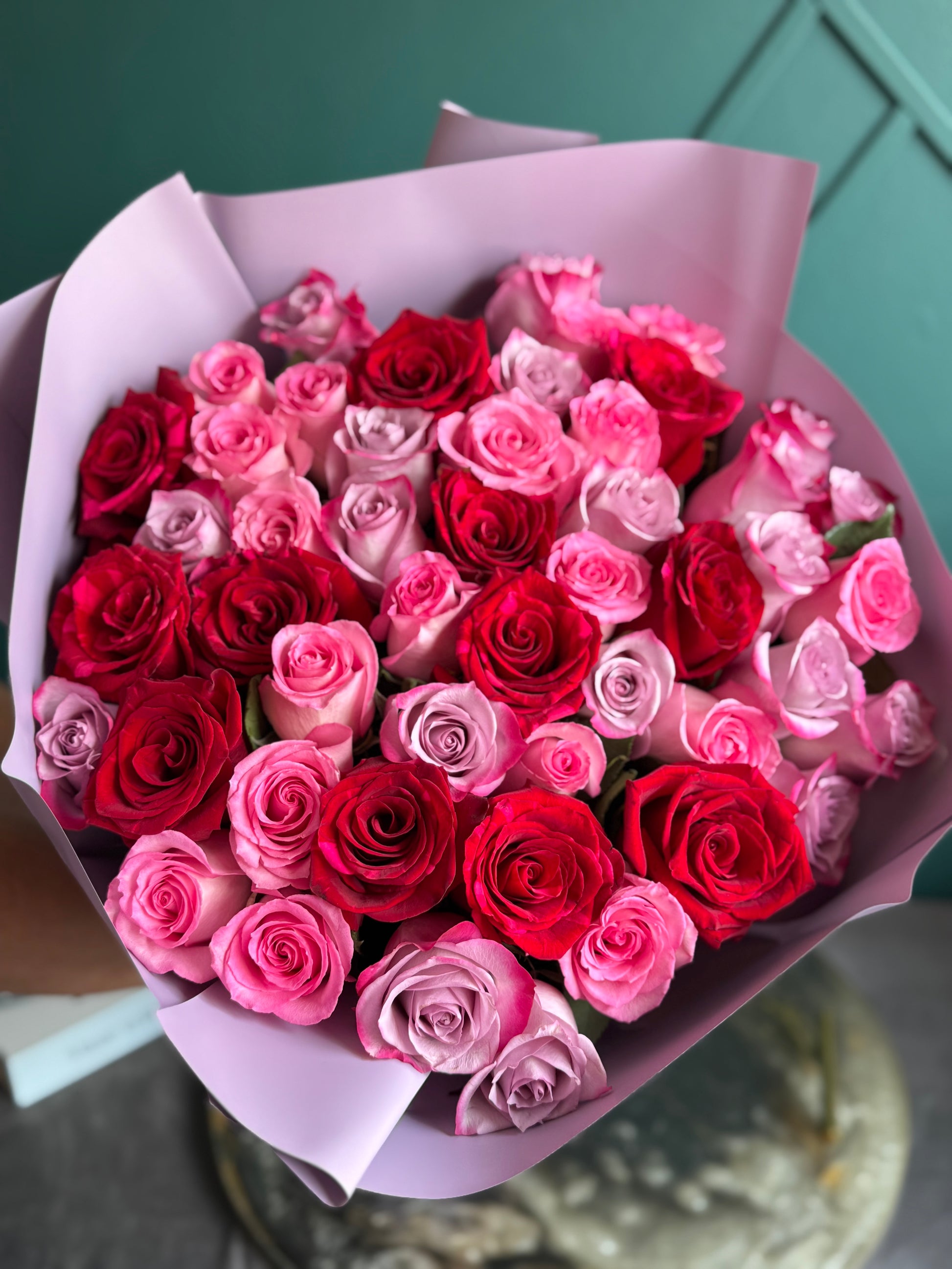 Luxury 50 mixed roses bouquet Miami