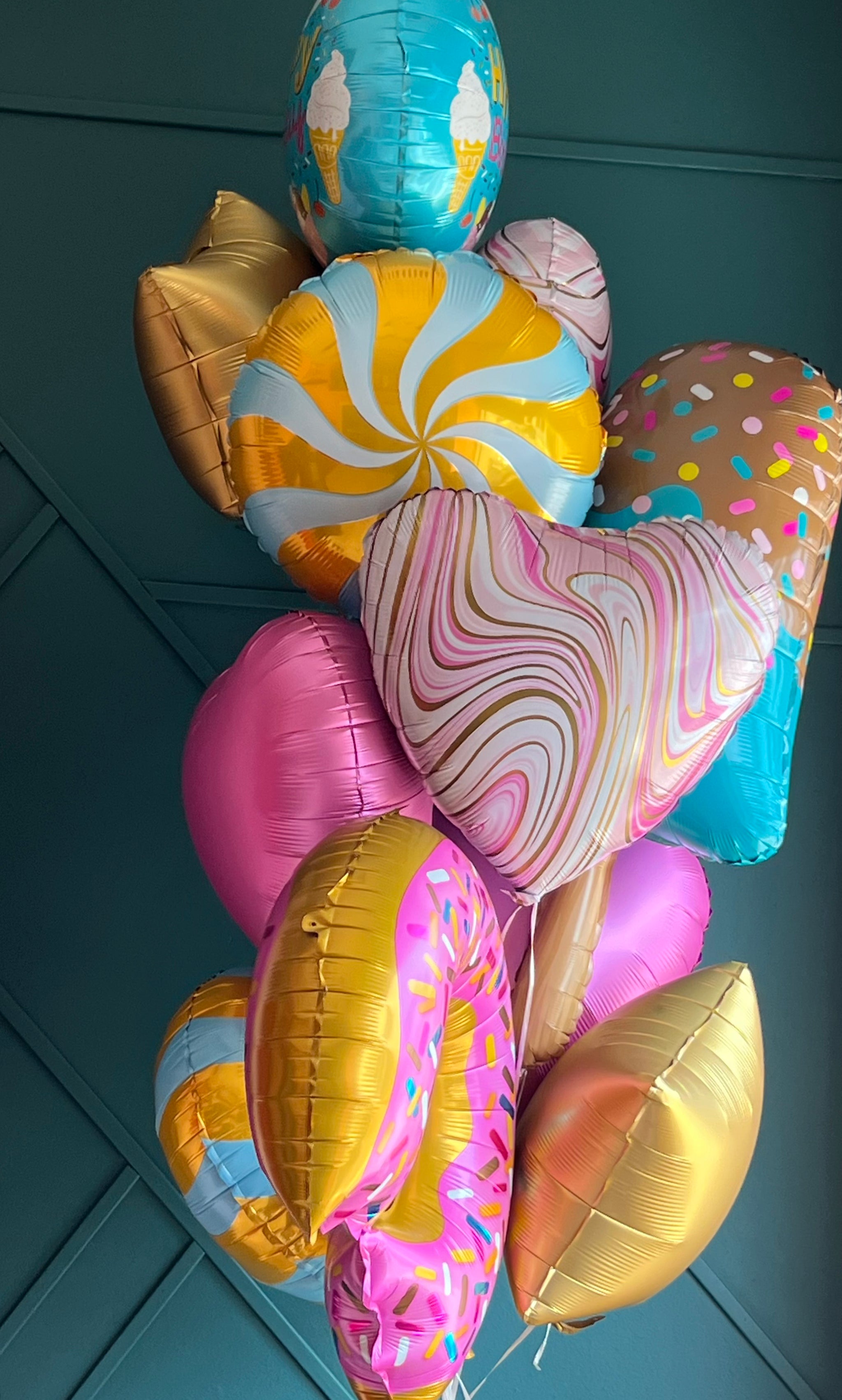 Luxury Flowers Miami candy and ice cream balloon bouquet