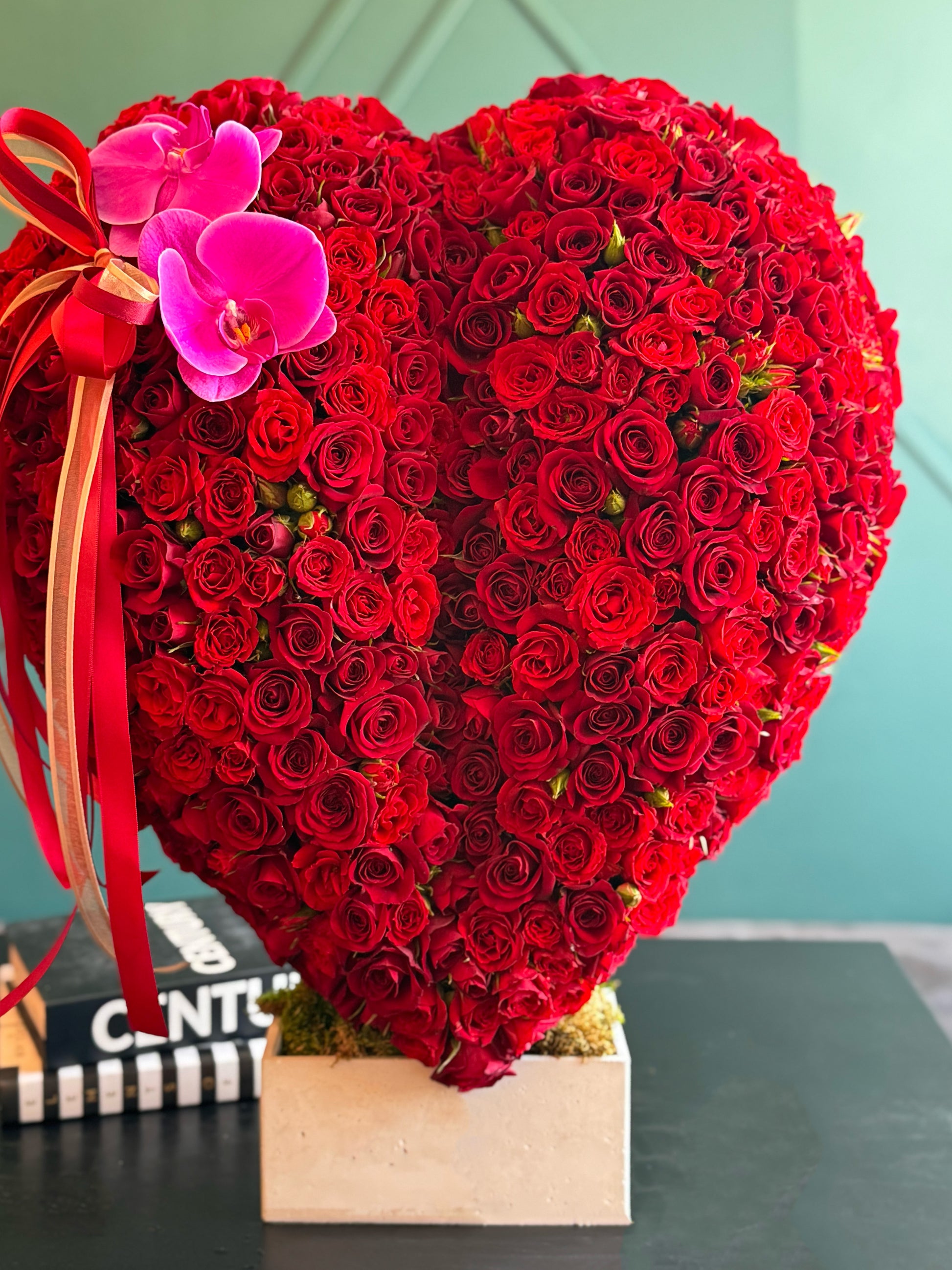 Luxury floral heart sculpture for Miami proposal
