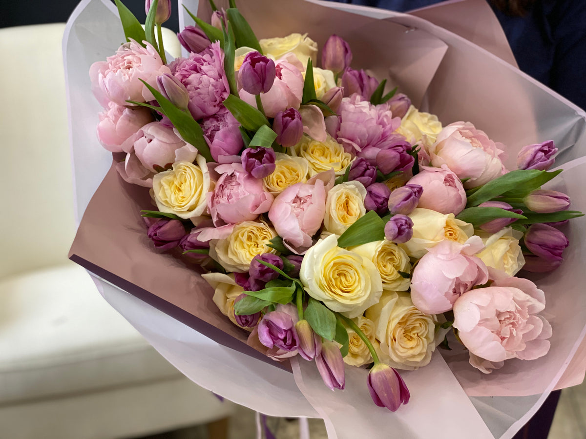 Luxury pink and lavender hand tied flower bouquet Miami