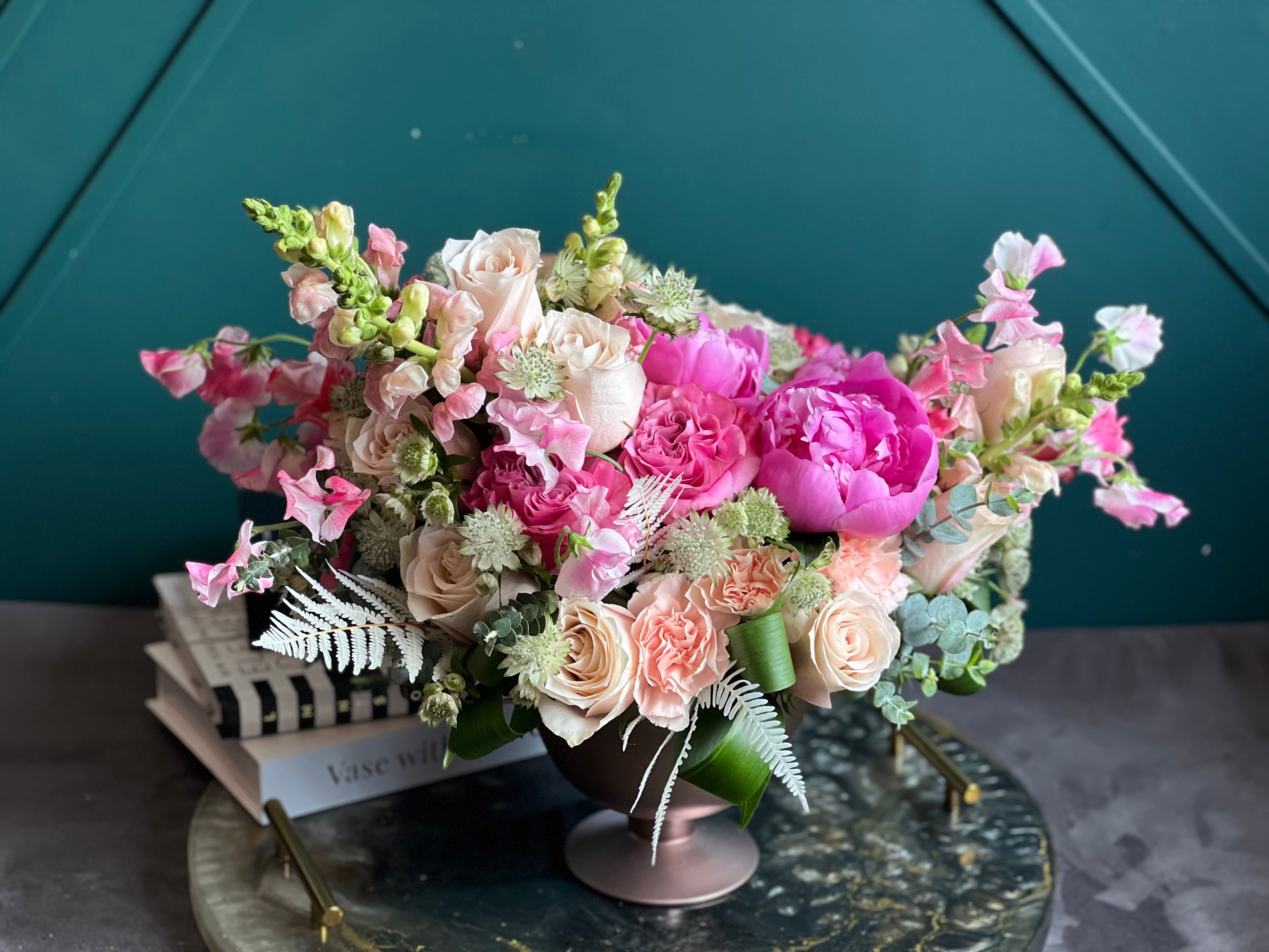Luxury pink flower bouquet for same-day delivery in Miami