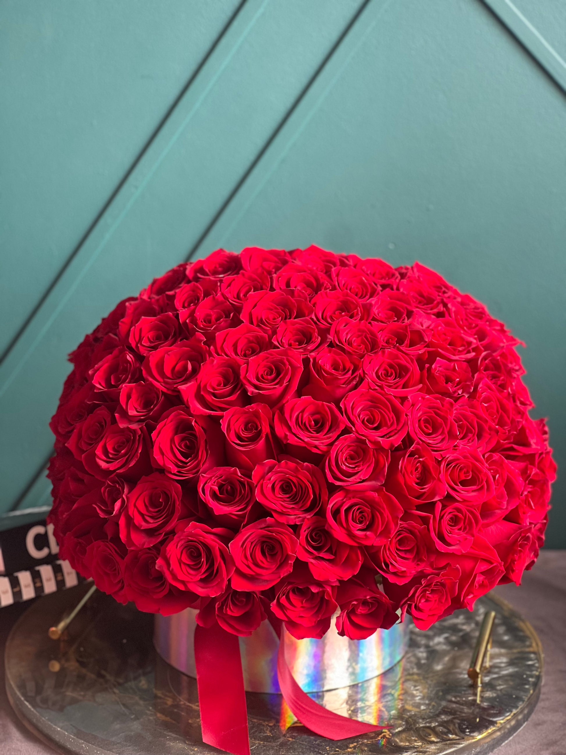 Luxury red rose box with 100 premium roses