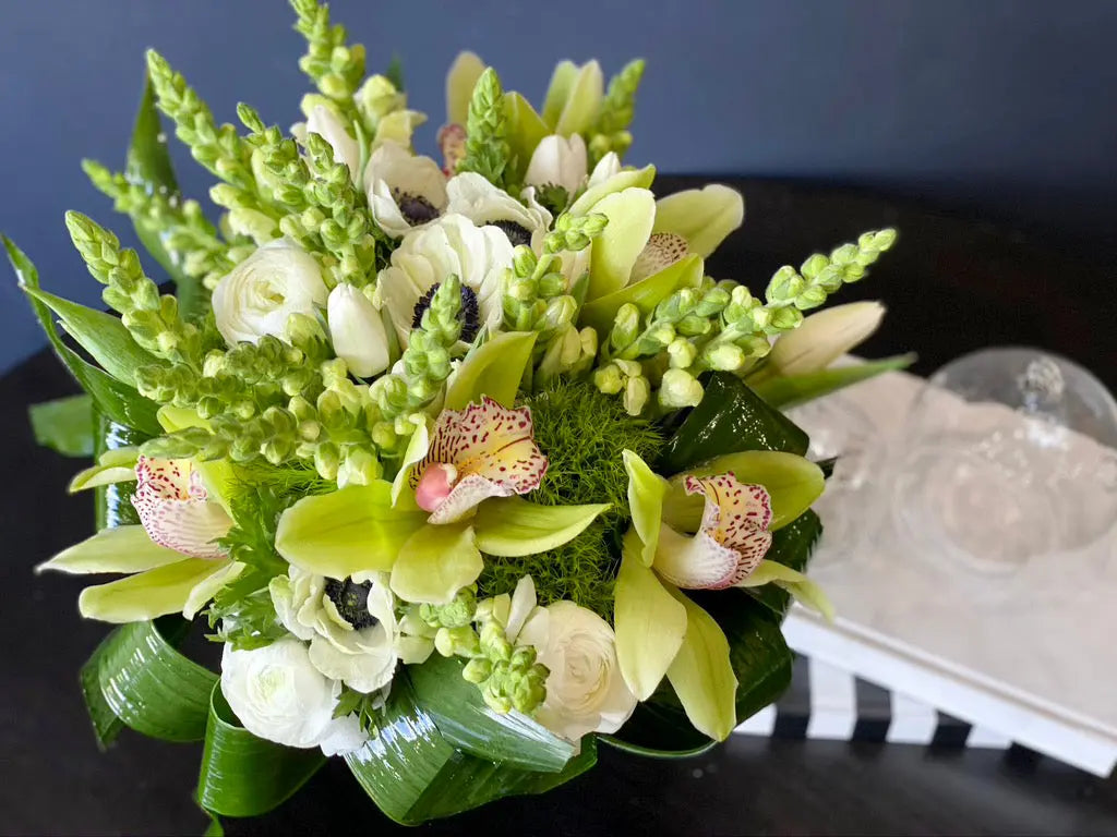 Modern white and green flower centerpiece for delivery in Miami