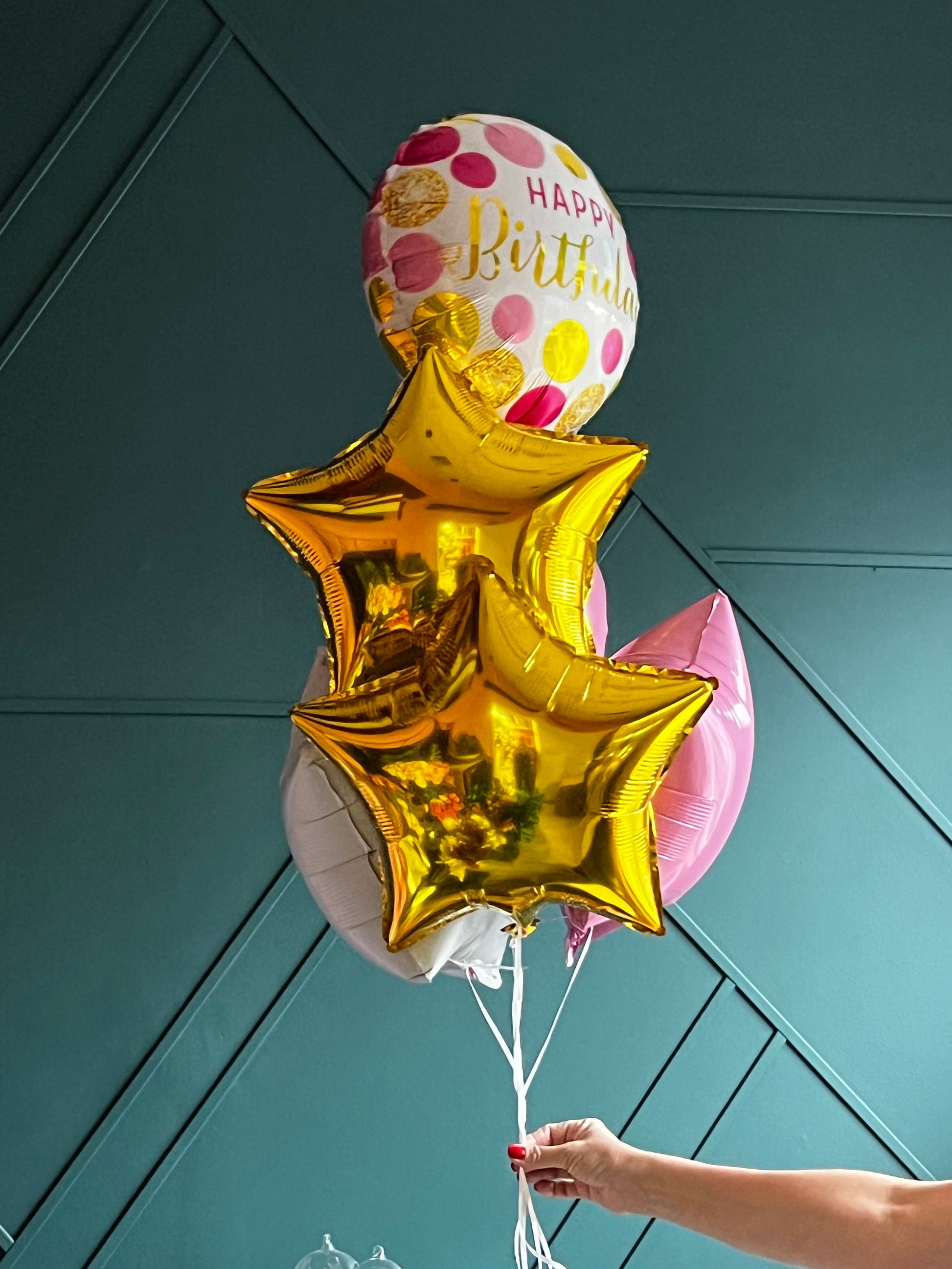 Pink gold and white birthday balloon bouquet by Luxury Flowers Miami