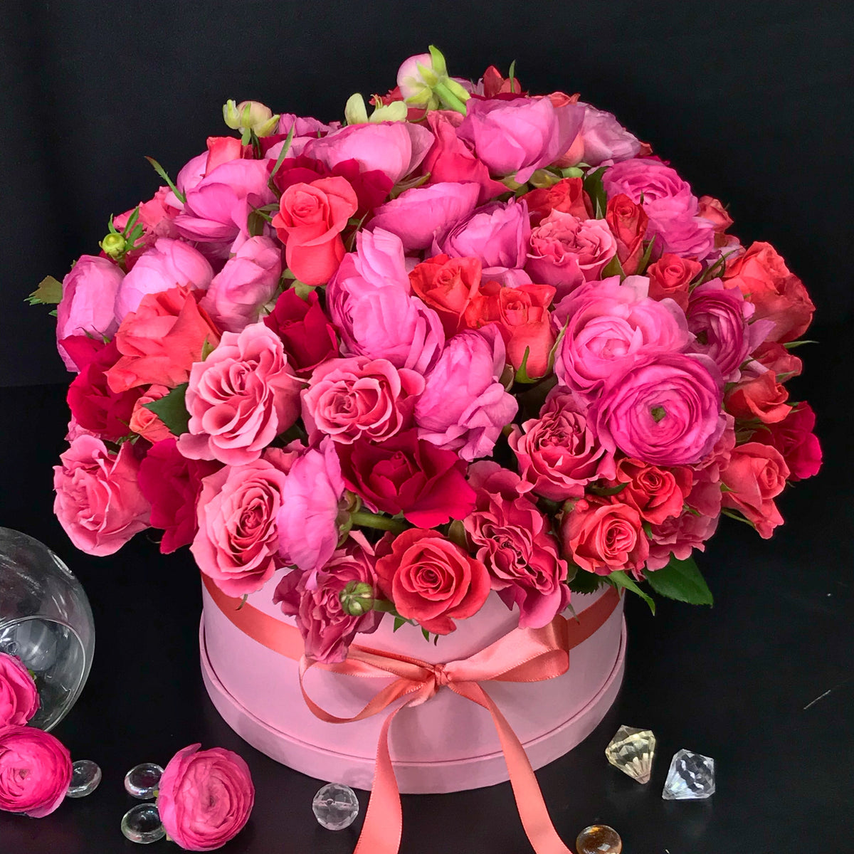 Pink roses ranunculus flower box in Miami