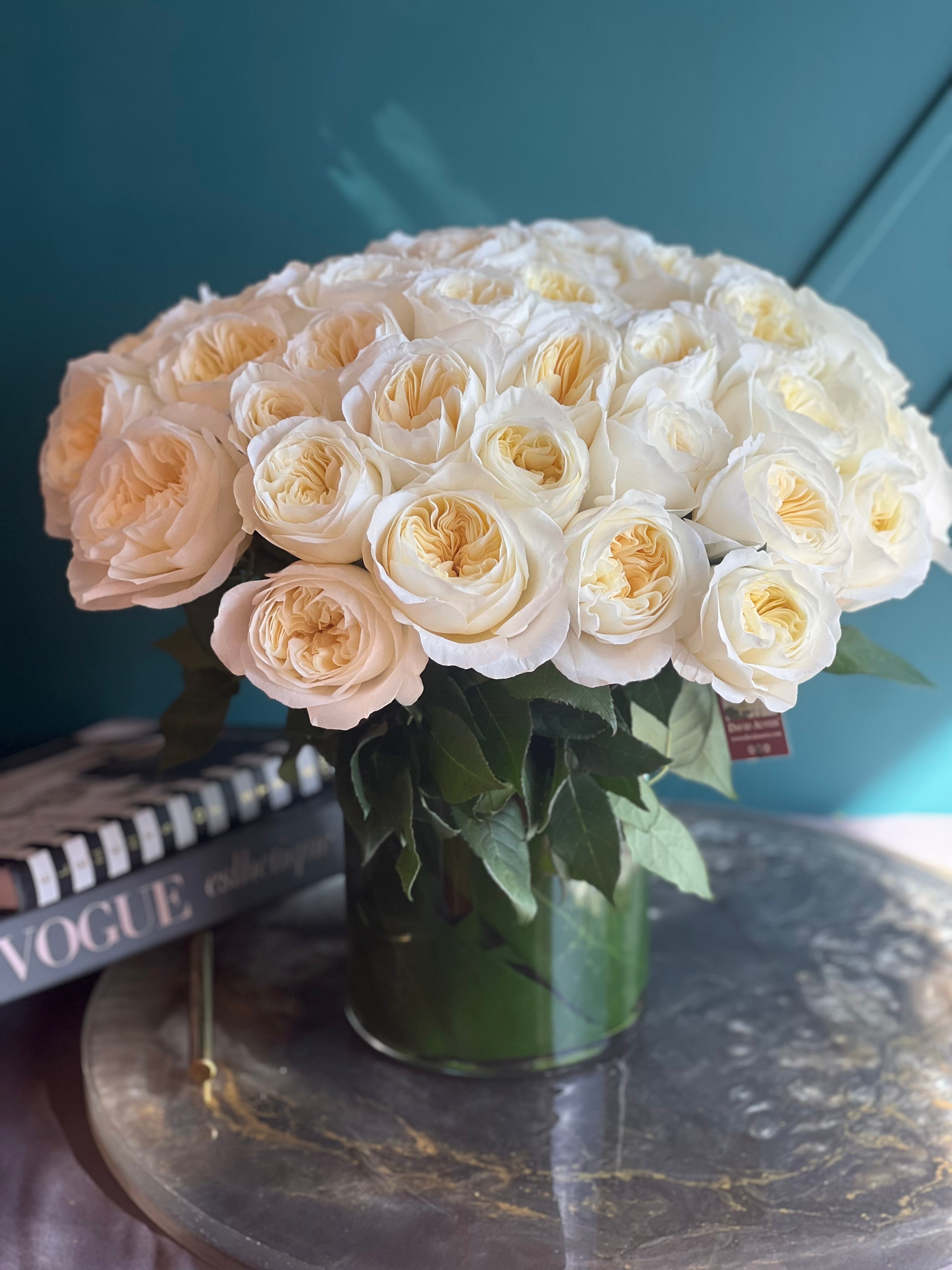 Premium David Austin style roses arranged by Luxury Flowers Miami