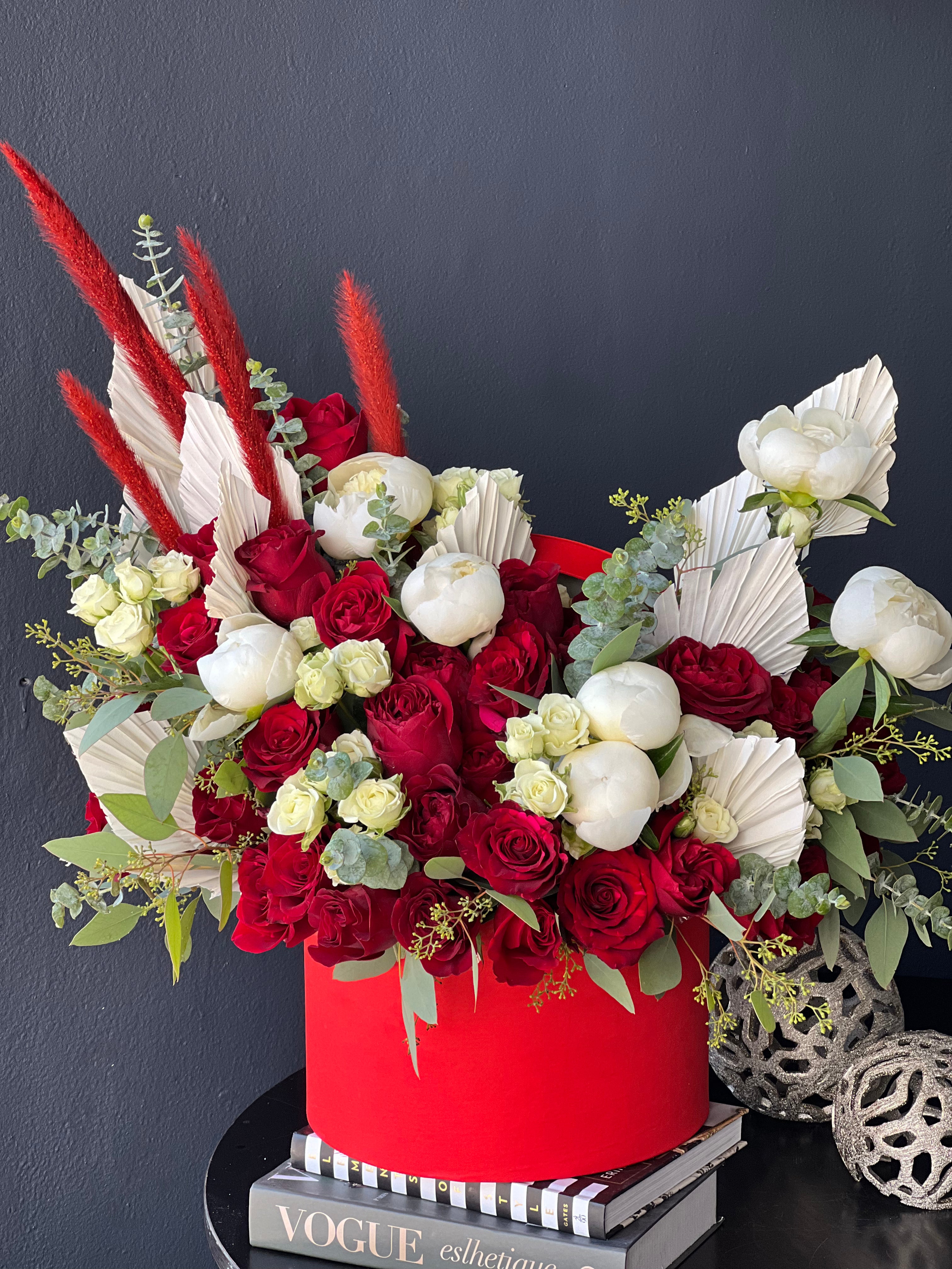 Red and white luxury flowers for anniversary or proposal Miami