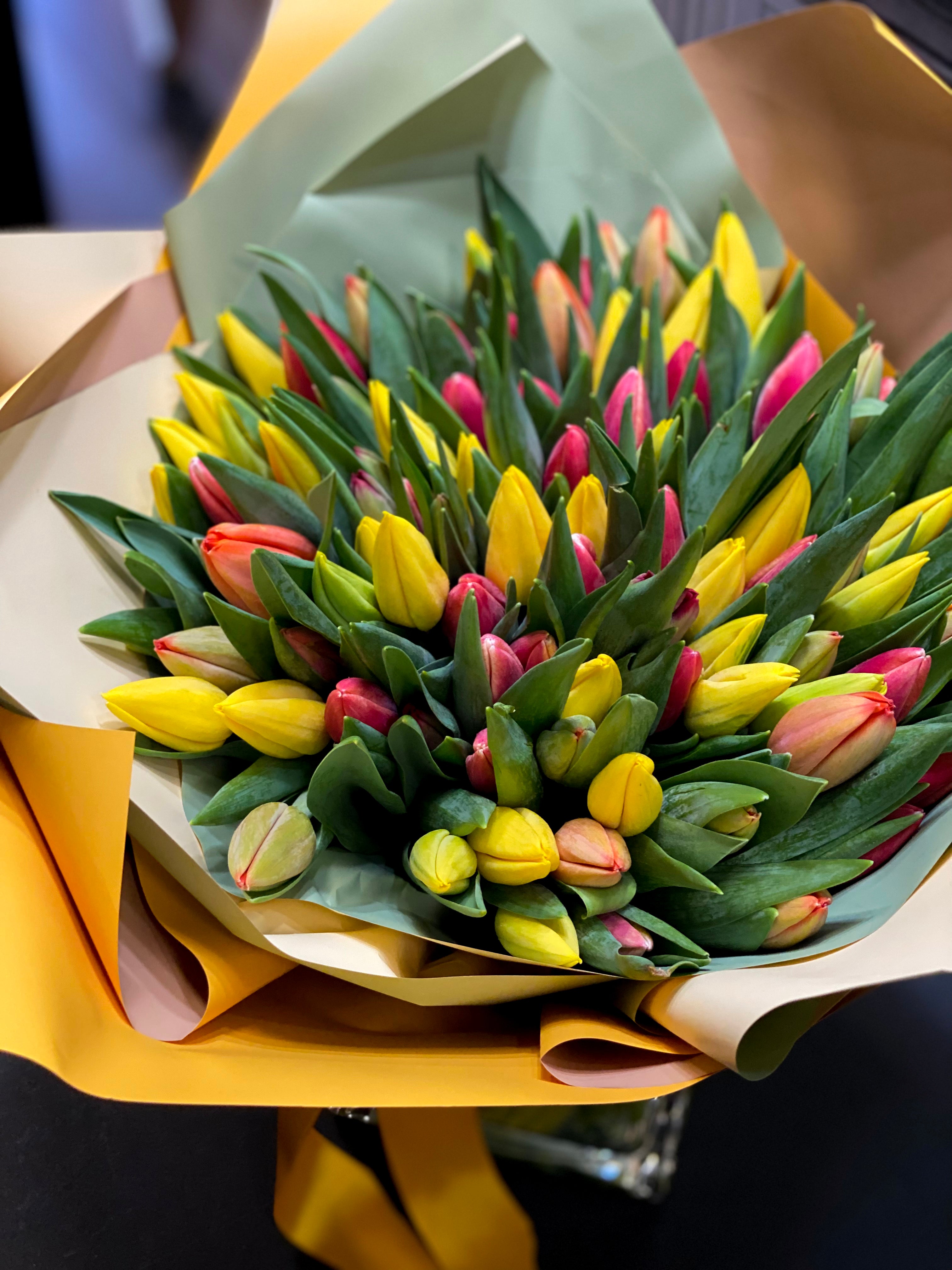 Seasonal assorted tulips arrangement from Luxury Flowers Miami