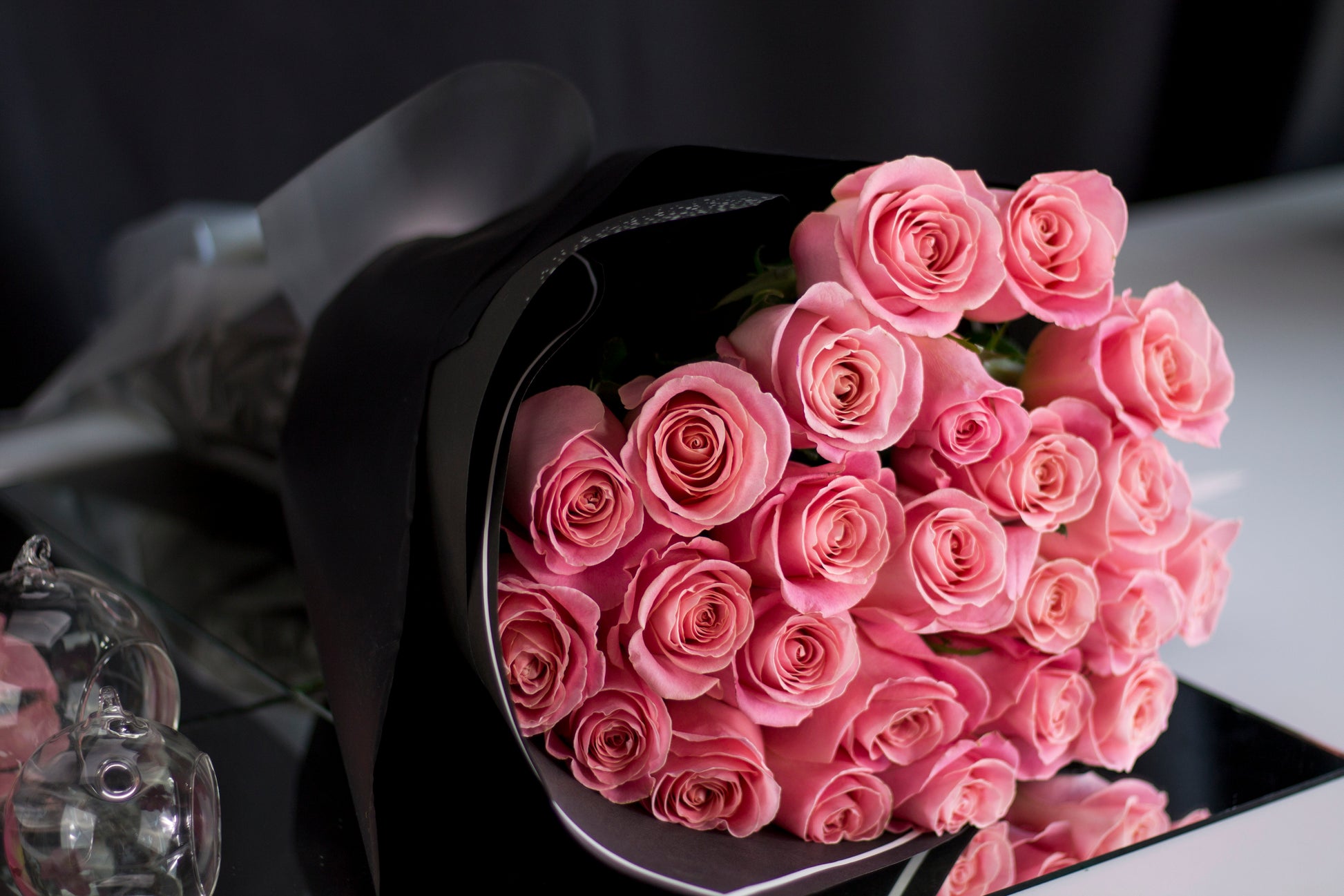 Soft pink roses bouquet for romantic flower delivery