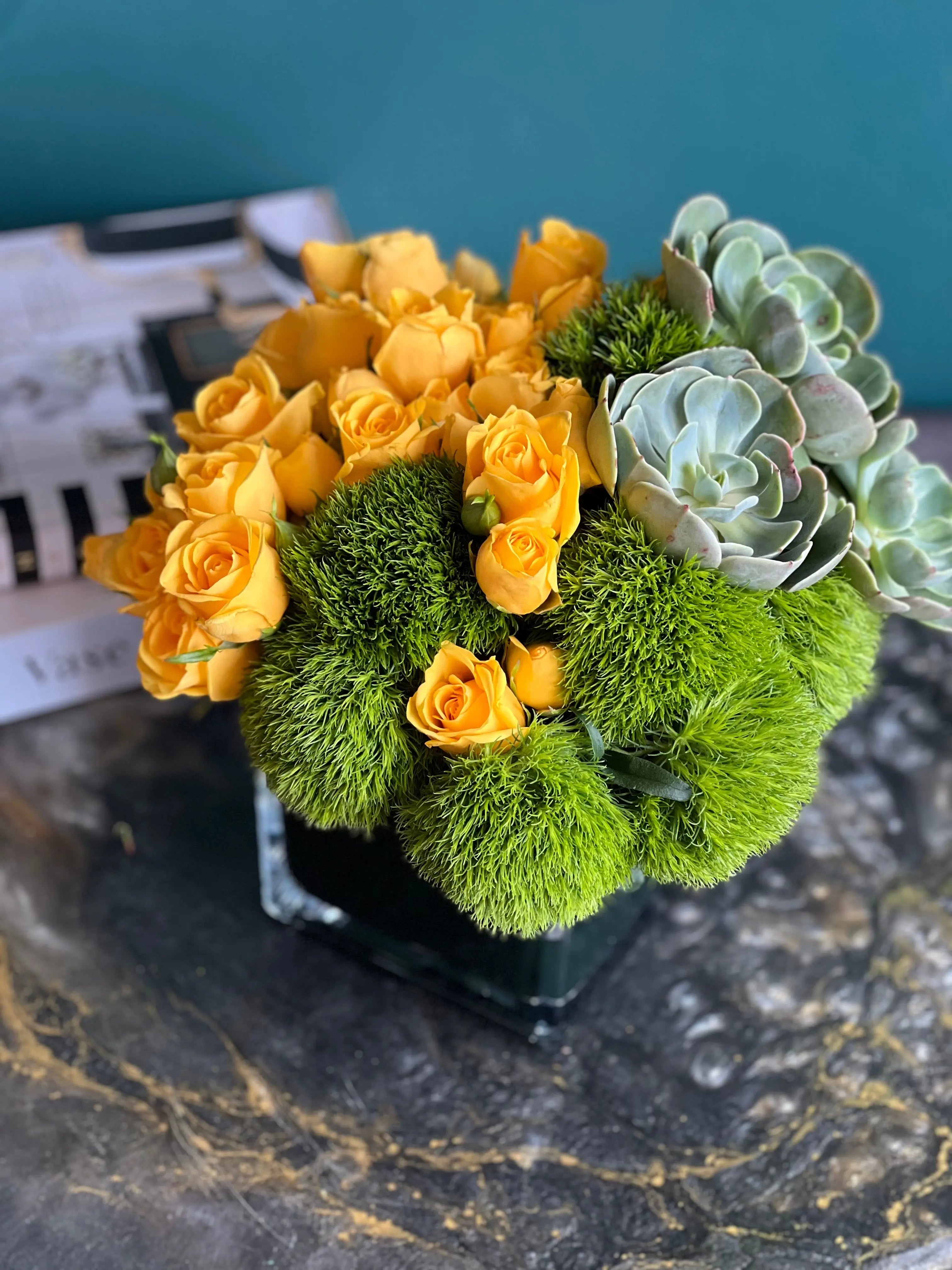 Yellow spray rose flower delivery in Miami Beach