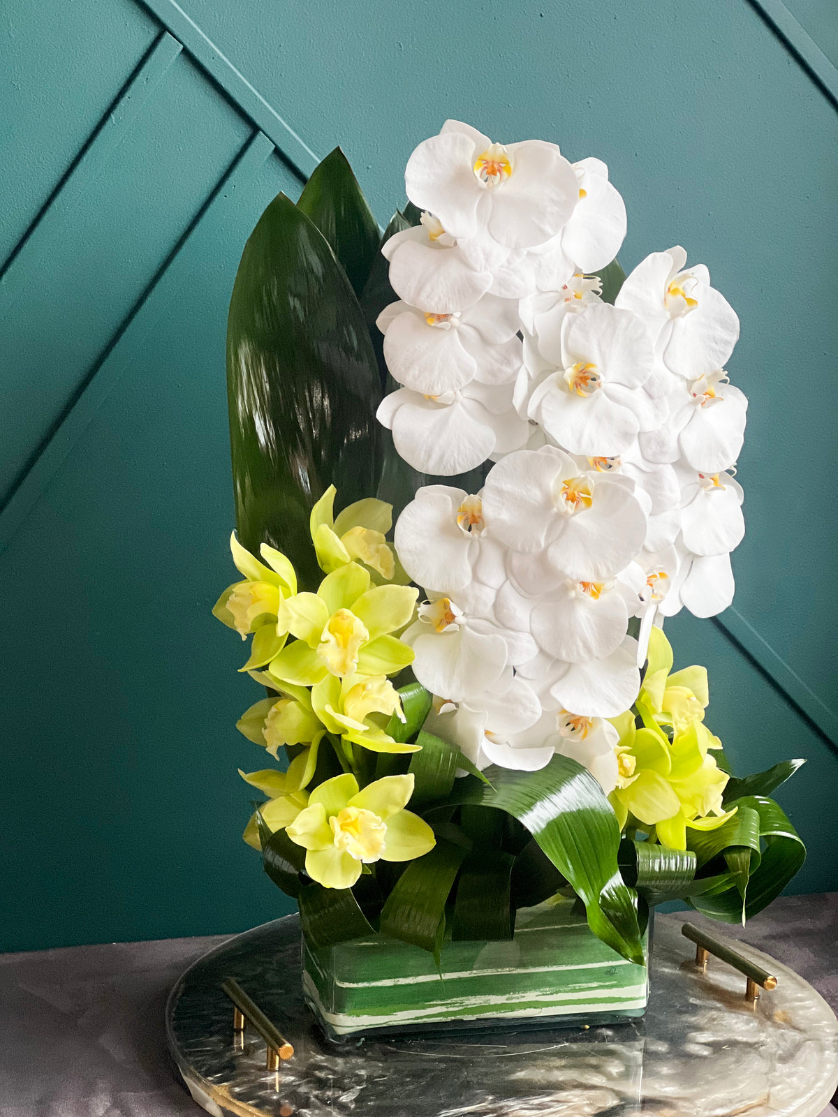contemporary orchid floral design by Luxury Flowers Miami