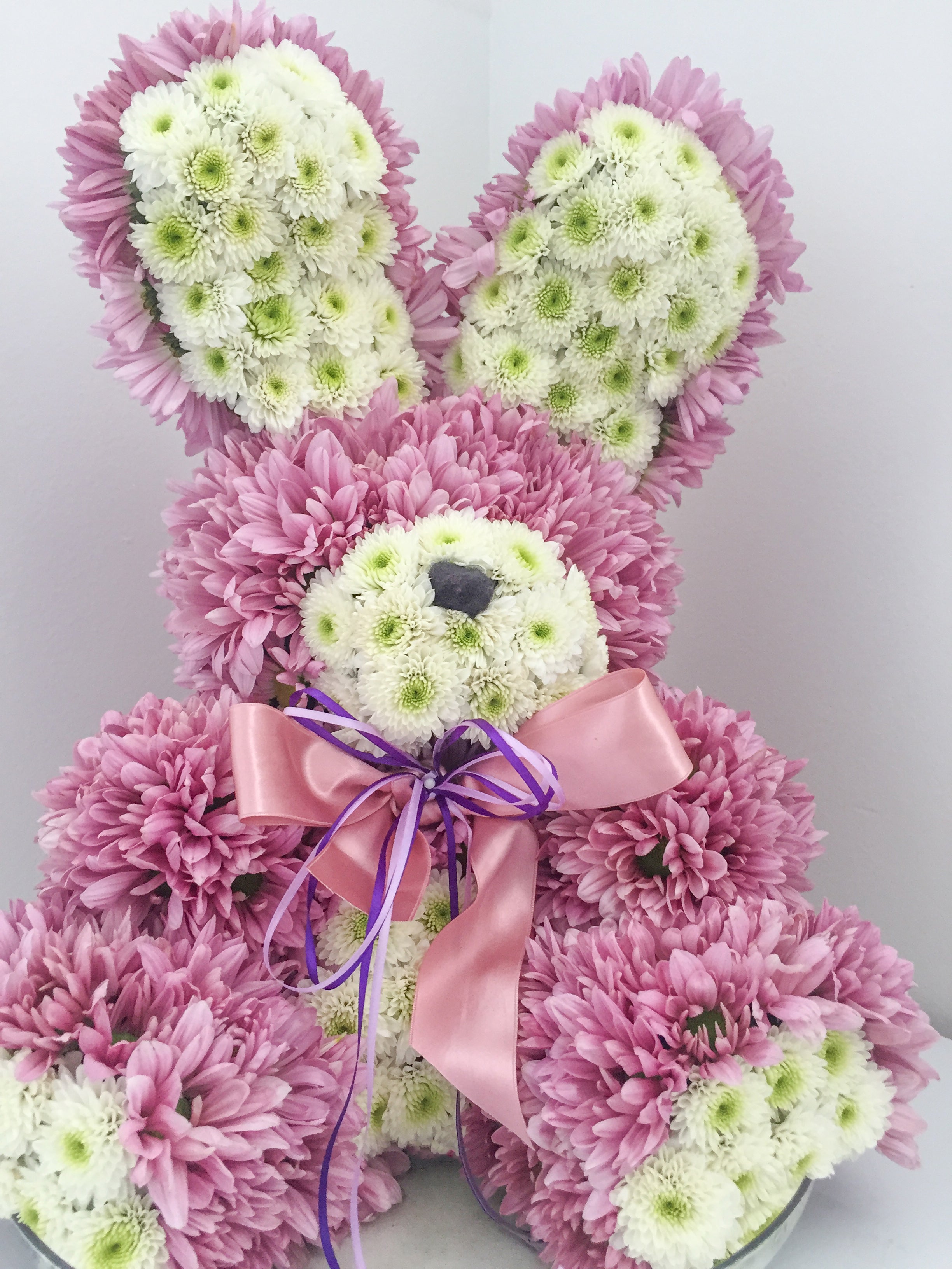 fresh flower bunny Miami handmade from pink and white chrysanthemums