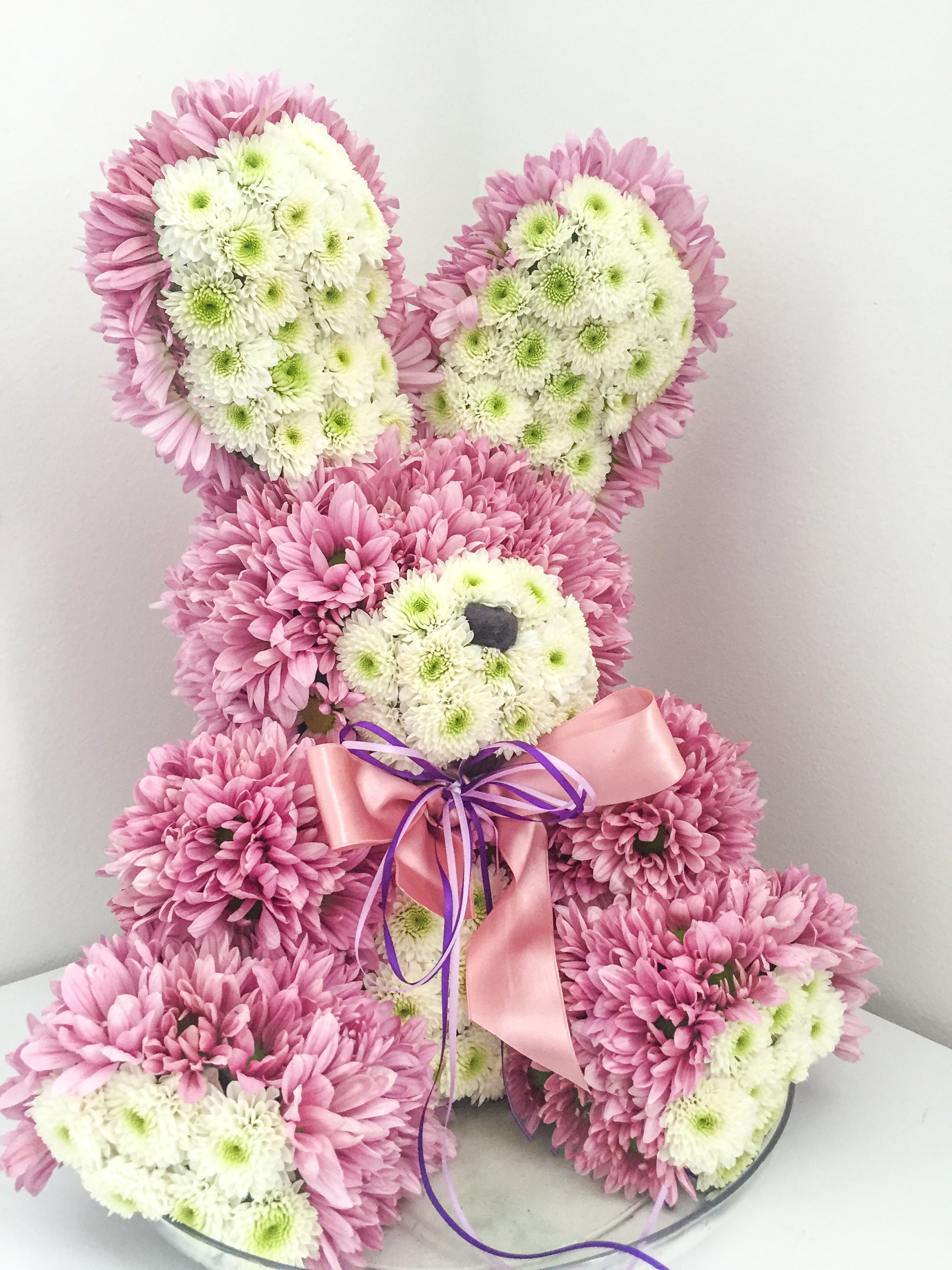 long lasting chrysanthemum floral bunny Miami Beach