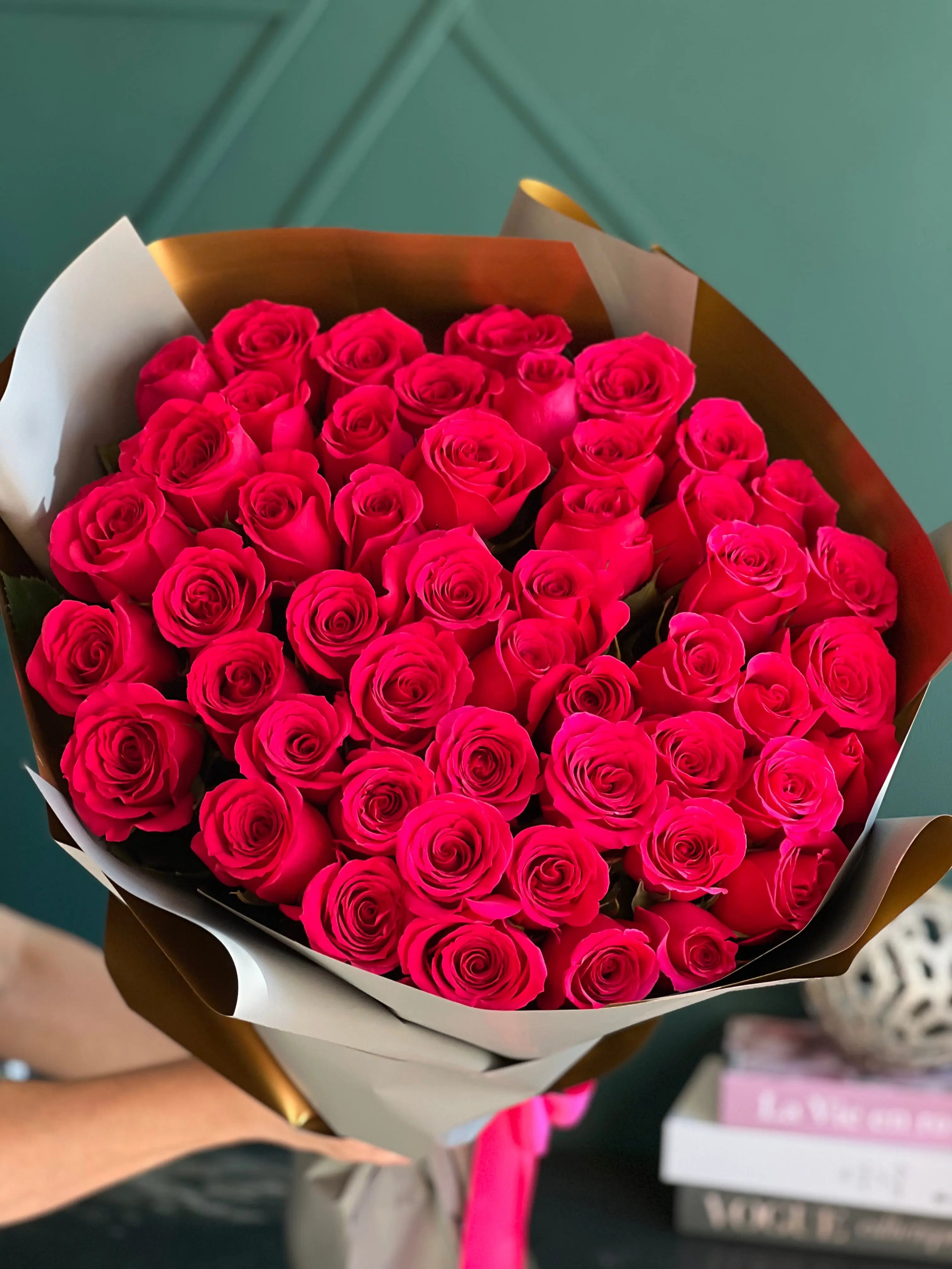 luxury pink roses bouquet Luxury Flowers Miami