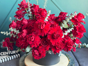 luxury romantic roses Miami florist