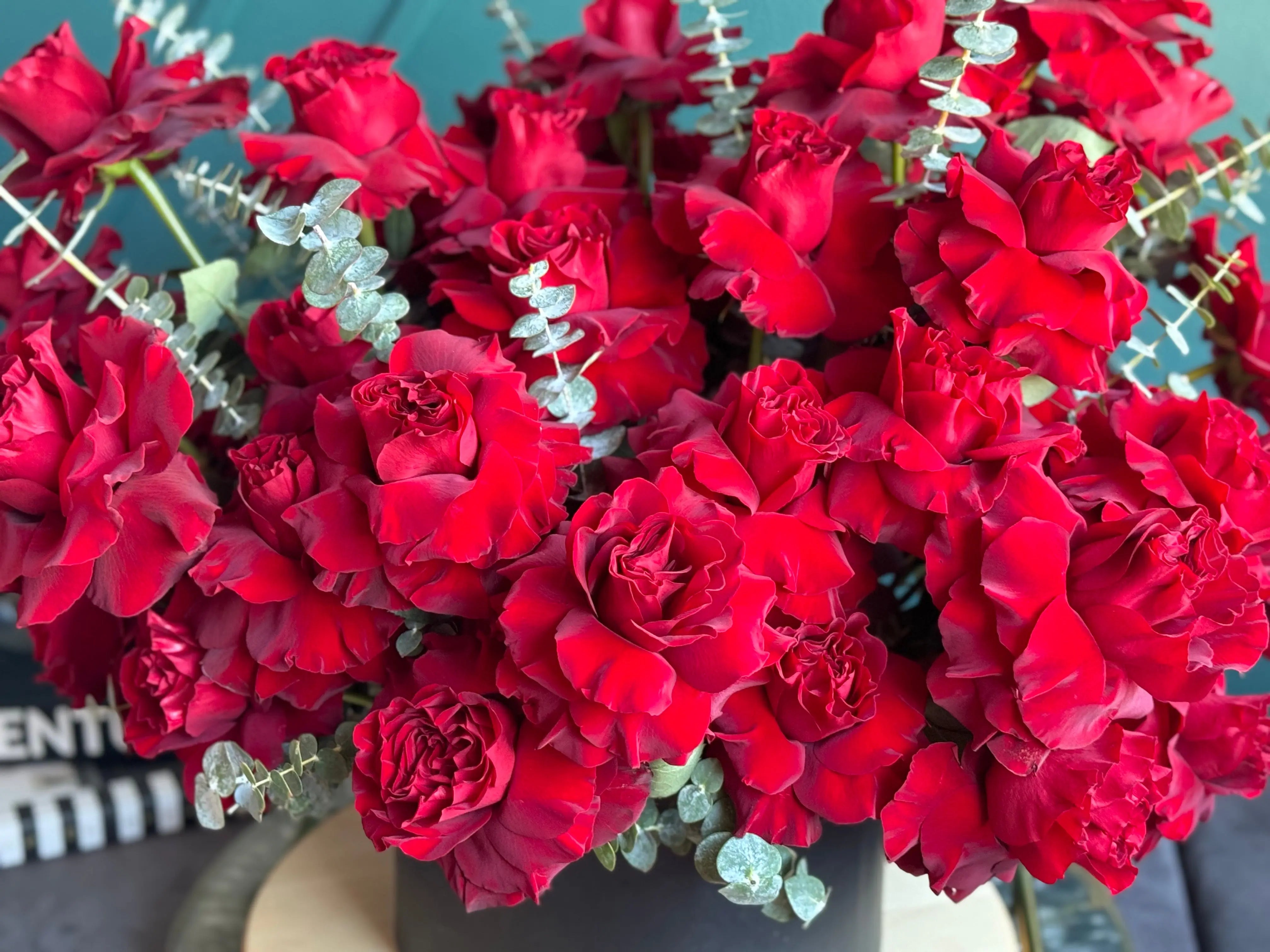 red roses Miami luxury flowers
