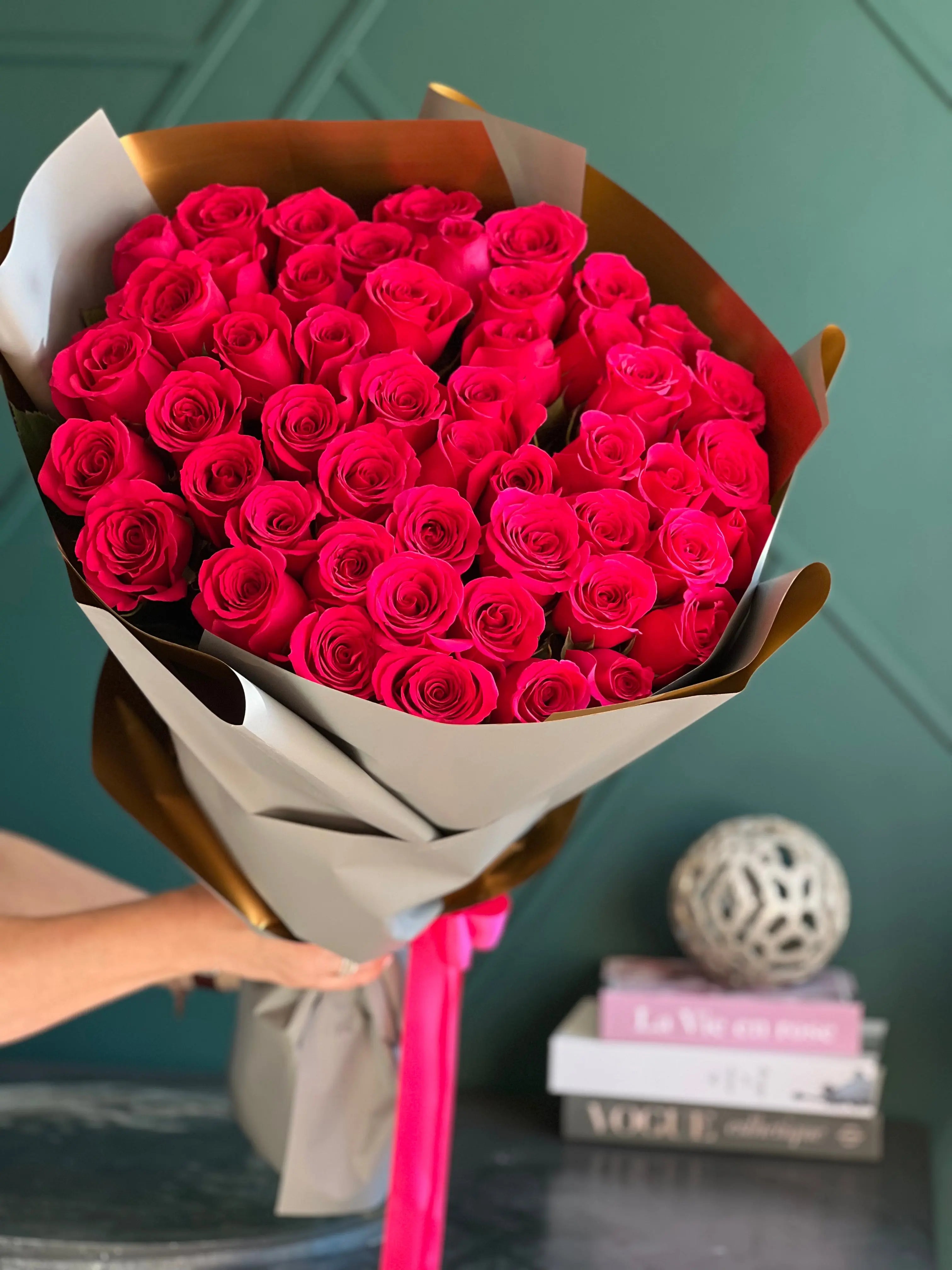 romantic 50 hot pink roses bouquet Miami