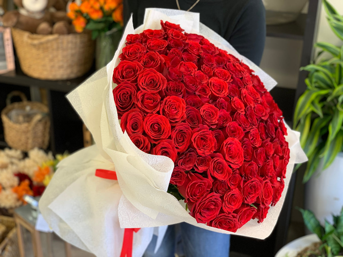 send 100 roses Miami 
